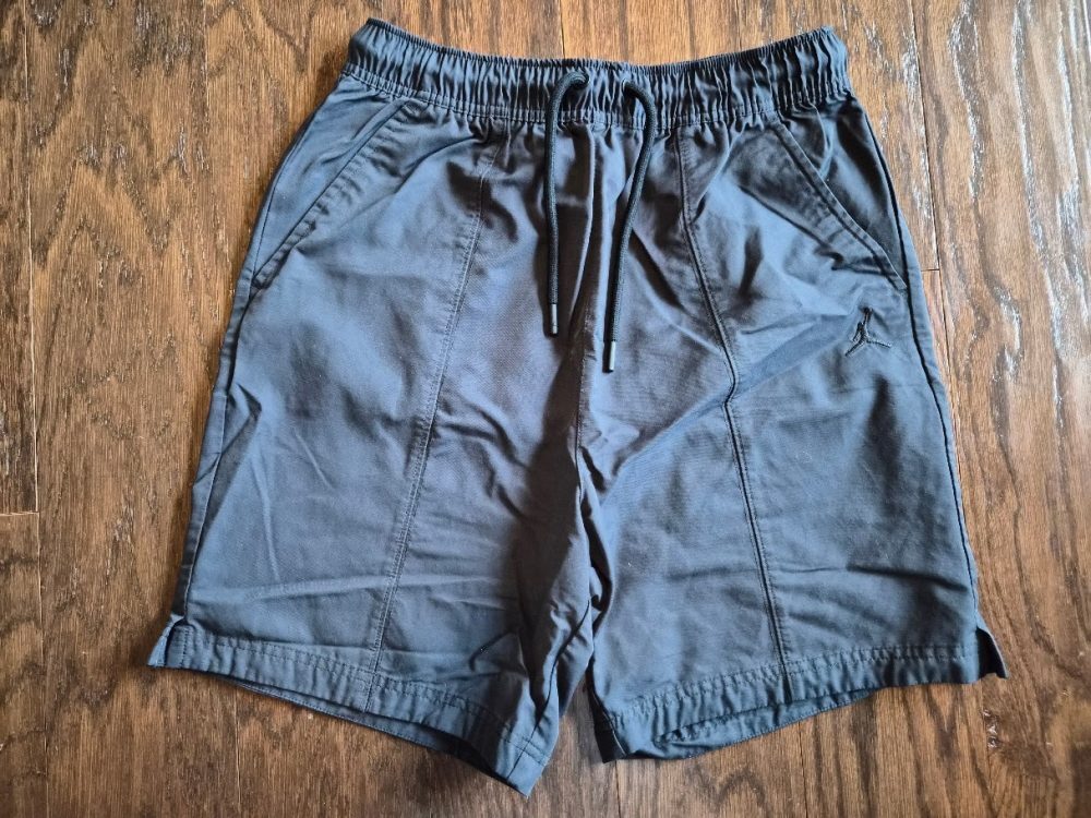 Jordan Essentials Woven Shorts Mens Small Black Lightweight FN4549-010